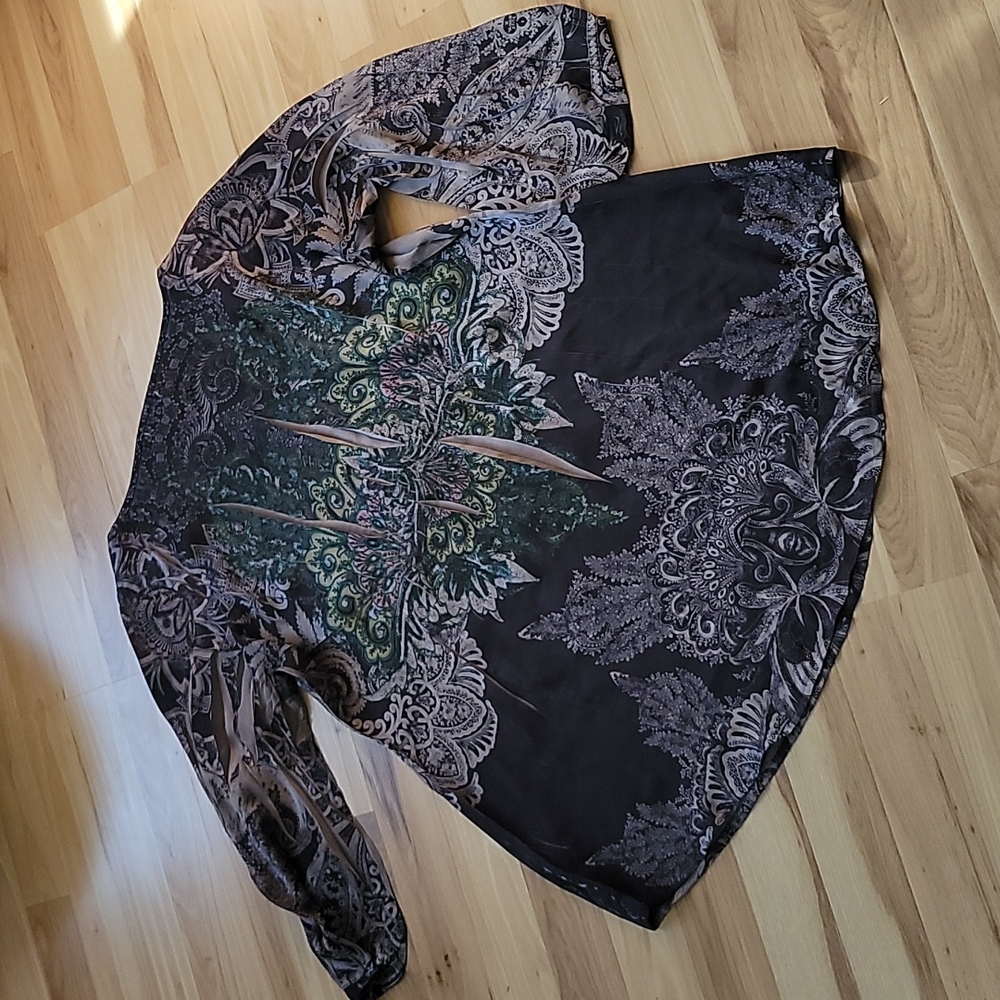 One World Top - image 4